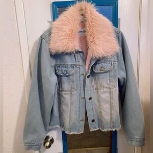 Between Us Stonewashed Denim Jacket with Pink Faux Fur Collar Women’s Size Large